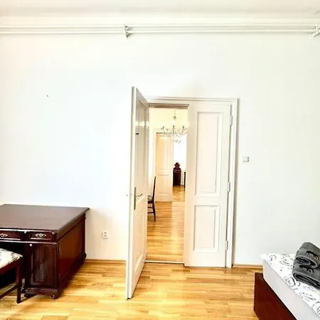 Unique In The Center Apartment *