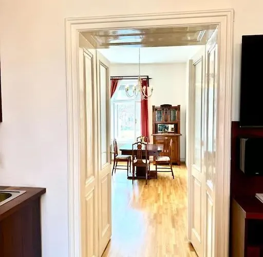 Unique In The Center